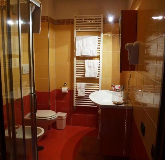 اتاق استاندارد سه تخته با بالکن, B&b Domus Traiani Benevento