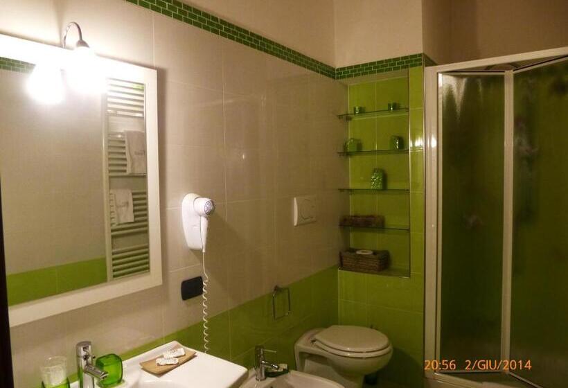 سوییت جونیور, B&b Domus Traiani Benevento