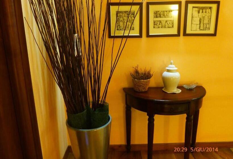 سوییت جونیور, B&b Domus Traiani Benevento