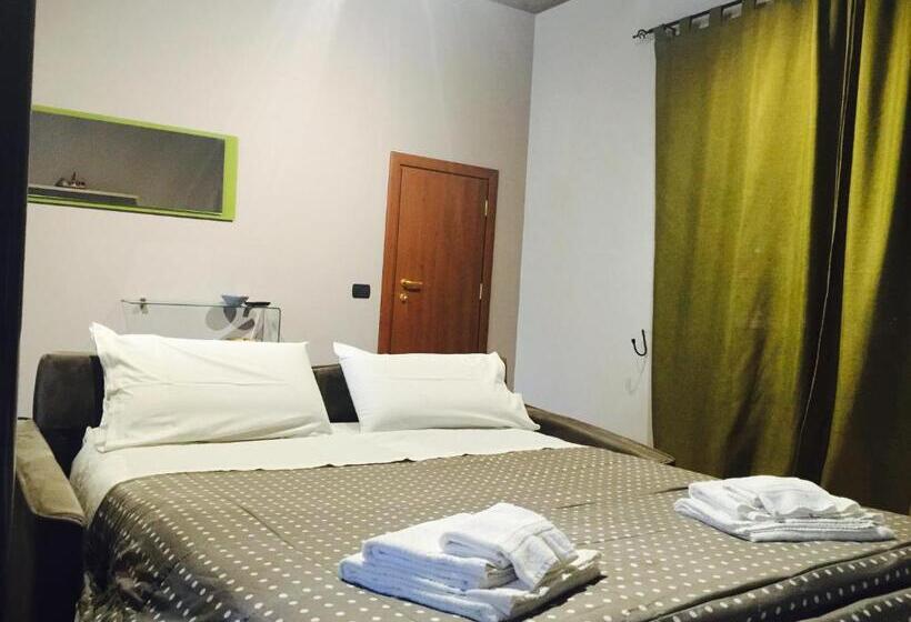 آپارتمان سوپریور 1 خوابه, B&b Domus Traiani Benevento