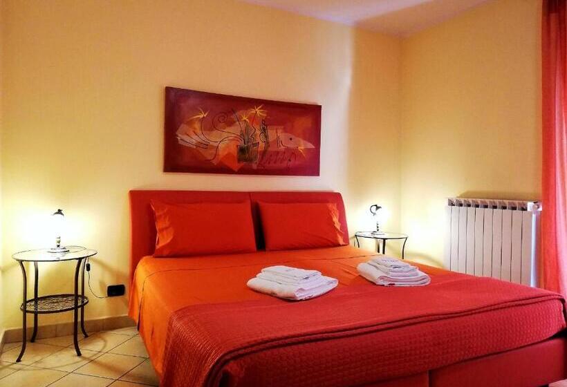 اتاق استاندارد سه تخته با بالکن, B&b Domus Traiani Benevento