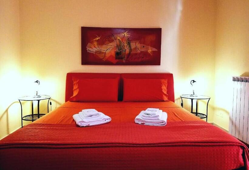 اتاق استاندارد سه تخته با بالکن, B&b Domus Traiani Benevento