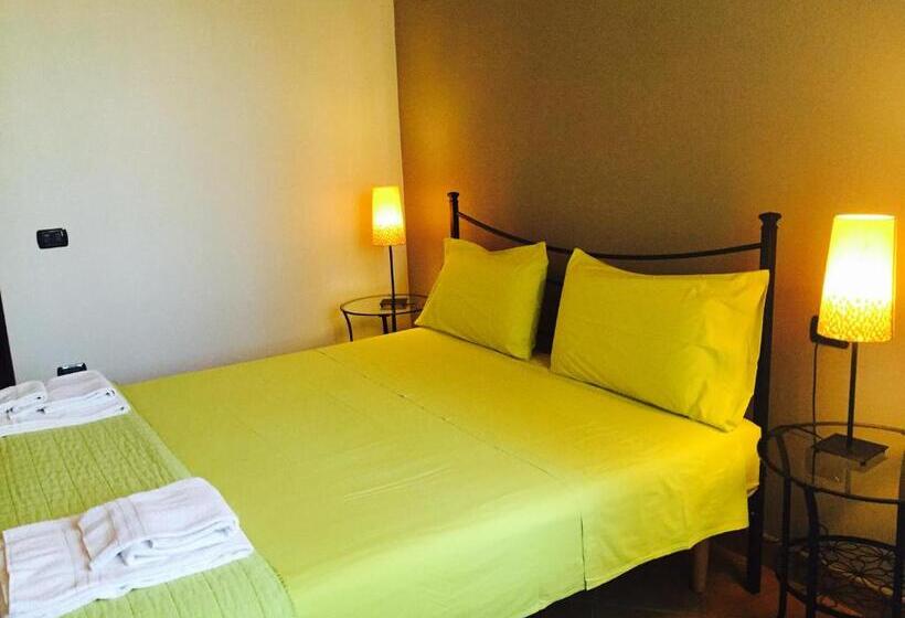 آپارتمان سوپریور 1 خوابه, B&b Domus Traiani Benevento