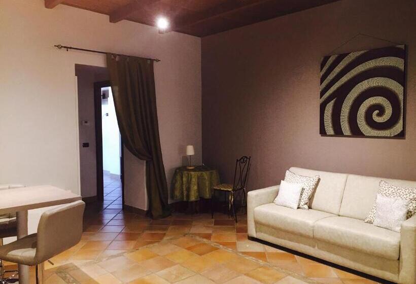 آپارتمان سوپریور 1 خوابه, B&b Domus Traiani Benevento