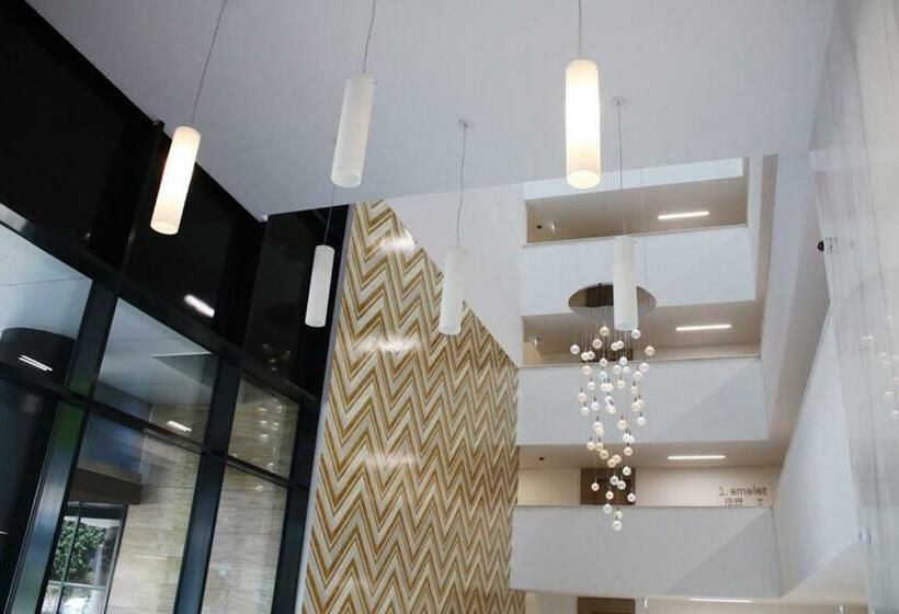 Студия Стандарт, Corvin Holiday Apartments