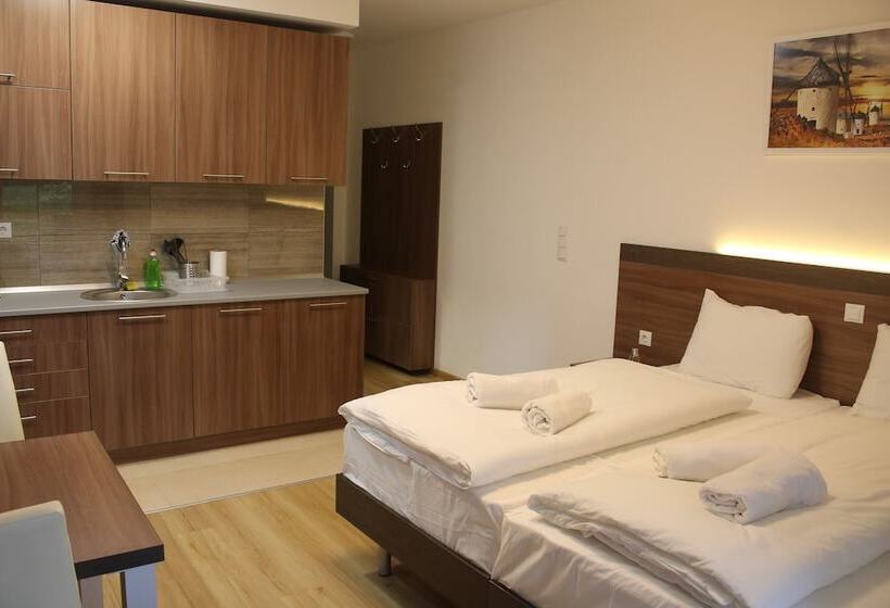 Студия Стандарт, Corvin Holiday Apartments
