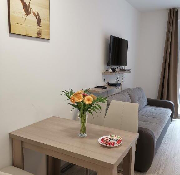 Семейное Студио, Corvin Holiday Apartments