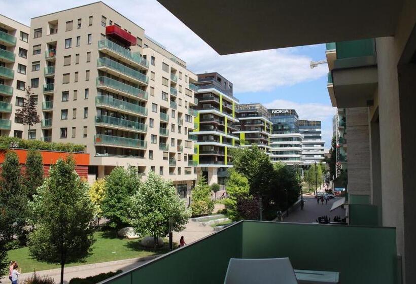 Студия Стандарт, Corvin Holiday Apartments