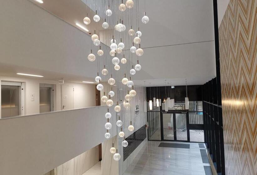 Семейное Студио, Corvin Holiday Apartments