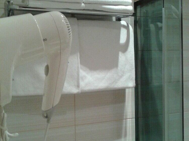 غرفة قياسية, Jungle