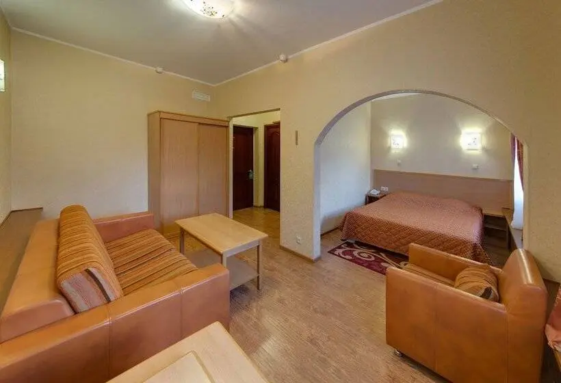 Junior Suite, Jungle