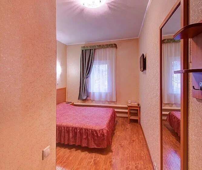 Chambre Standard Individuelle, Jungle
