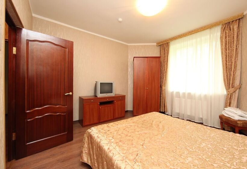 منزل غرفة نوم واحدة, Jungle