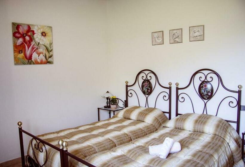 דירת שני חדרים, Domus Laetitiae Santa Croce