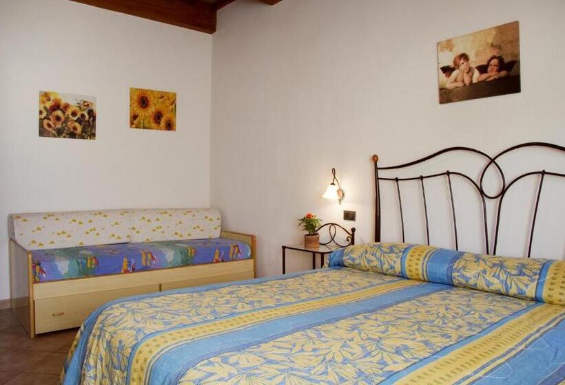 דירה בת חדר שינה 1 עם מרפסת, Domus Laetitiae Santa Croce