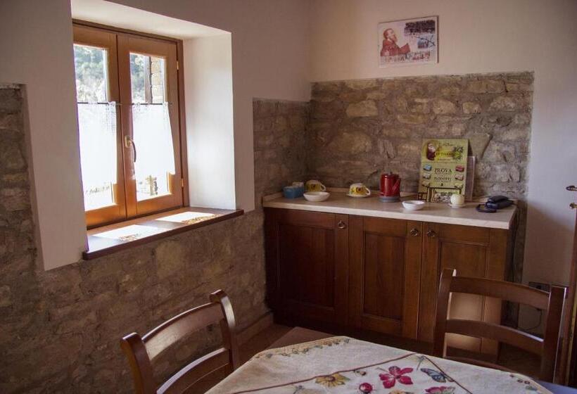 דירה בת חדר שינה 1 עם מרפסת, Domus Laetitiae Santa Croce