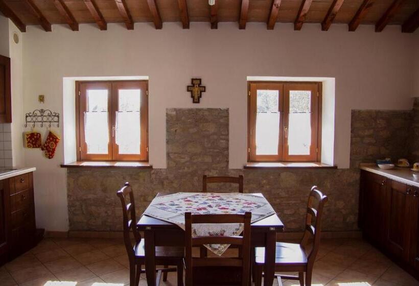 דירה בת חדר שינה 1 עם מרפסת, Domus Laetitiae Santa Croce