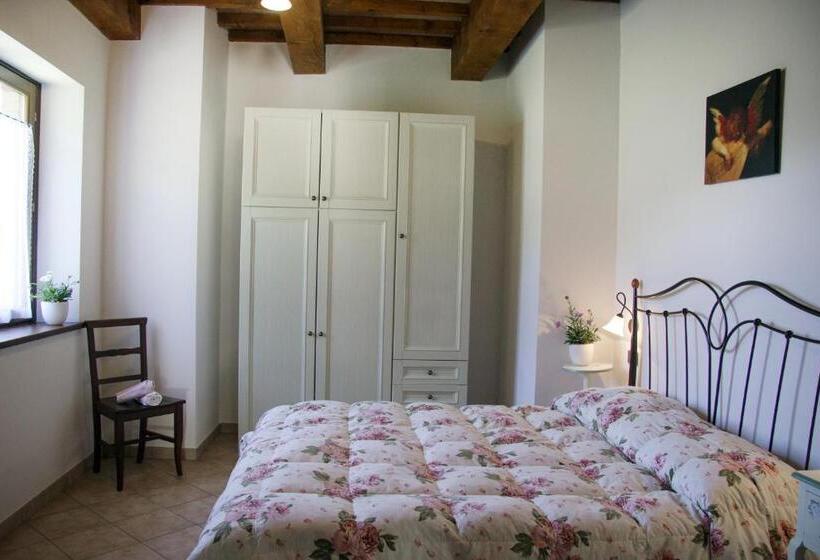 דירת חדר, Domus Laetitiae Santa Croce