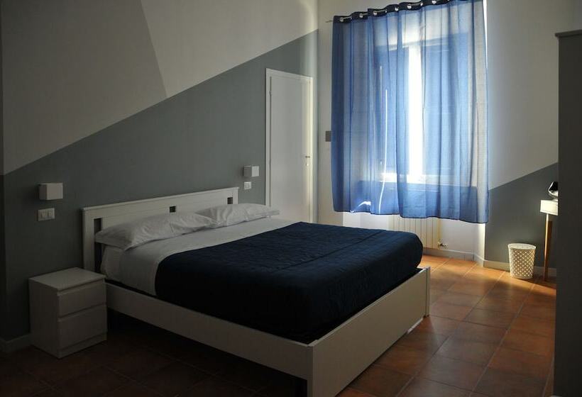 سوییت جونیور, Le Pignattelle B&b