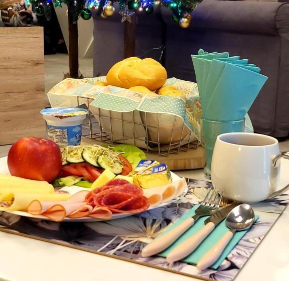 스탠다드 5인객실, Moon Hostel Poznań