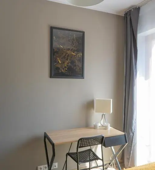 Huoneisto 2 Makuuhuonetta, Moon Hostel Poznań