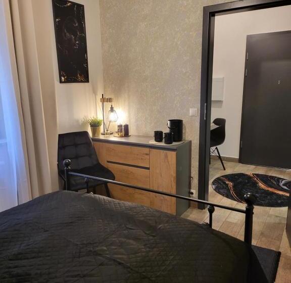 침실 1개 디럭스 아파트, Moon Hostel Poznań