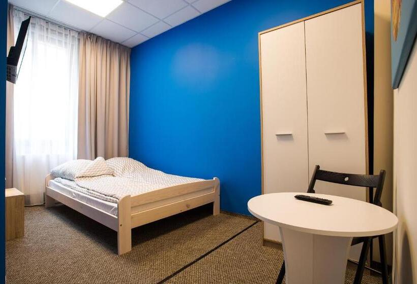 Номер Стандарт, Moon Hostel Poznań