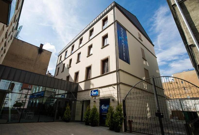 4인용 스탠다드 룸, Moon Hostel Poznań