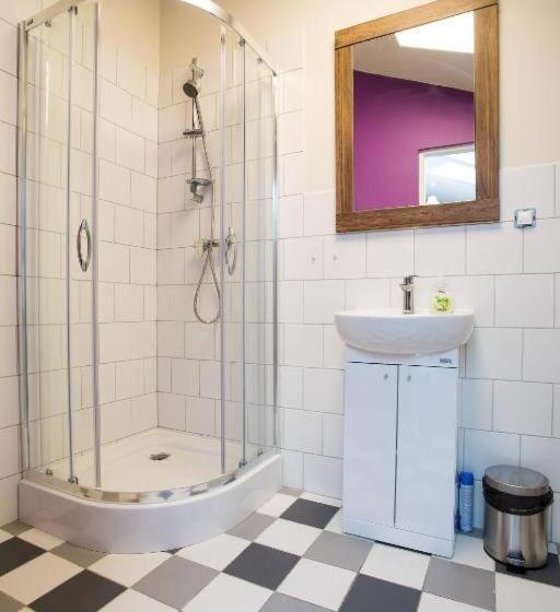 4인용 스탠다드 룸, Moon Hostel Poznań