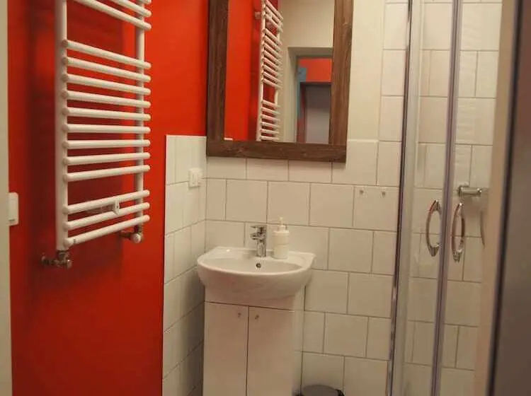 Standard Neljän Hengen Huone, Moon Hostel Poznań