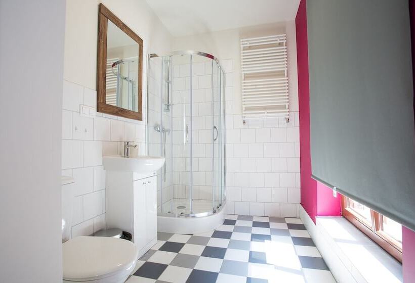 Четырехместный Номер Стандарт, Moon Hostel Poznań
