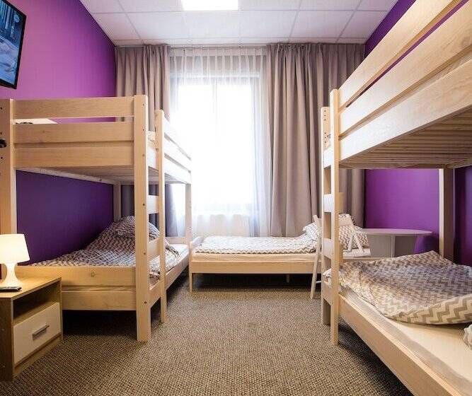 4인용 스탠다드 룸, Moon Hostel Poznań