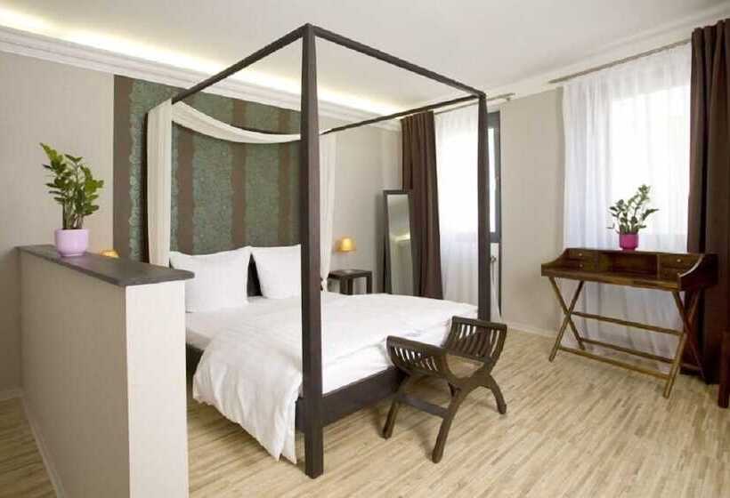 Семейный Номер, Pension Mariposa