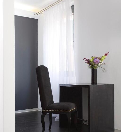 Quarto Premium, Pension Mariposa