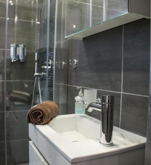 اتاق لوکس, Sunshine Suites