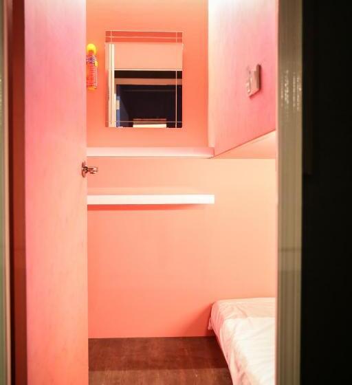 اتاق استاندارد با سرویس بهداشتی مشترک, Tbs Rest & Go Transit Motel