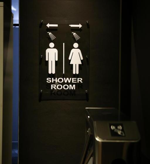 اتاق استاندارد با سرویس بهداشتی مشترک, Tbs Rest & Go Transit Motel