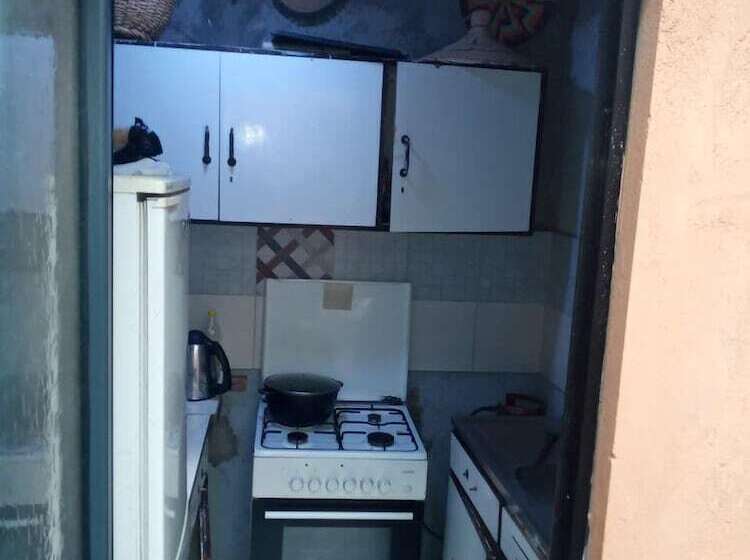 اتاق استاندارد, Lucy Guest House