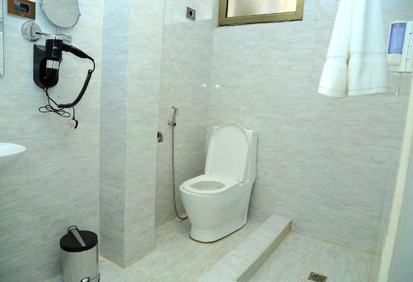 اتاق استاندارد, Lucy Guest House
