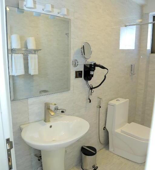 اتاق استاندارد, Lucy Guest House