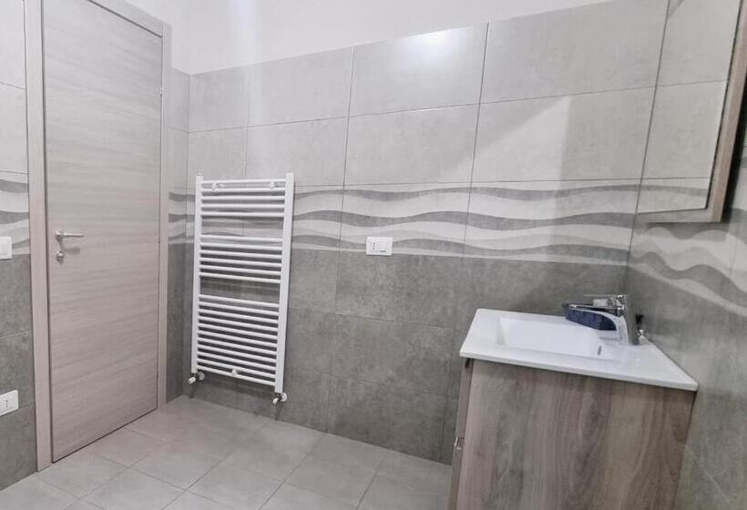 اتاق استاندارد سه نفره, Residenza Atena