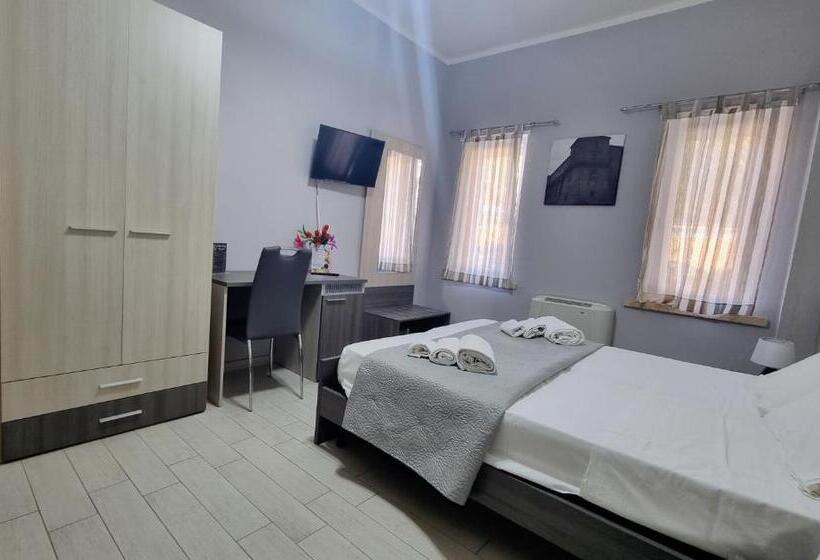 اتاق استاندارد سه نفره, Residenza Atena