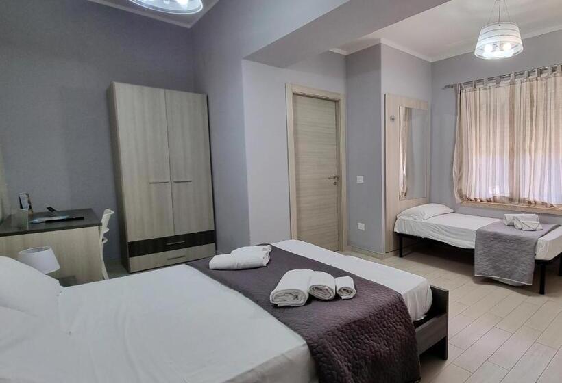 اتاق استاندارد سه نفره, Residenza Atena