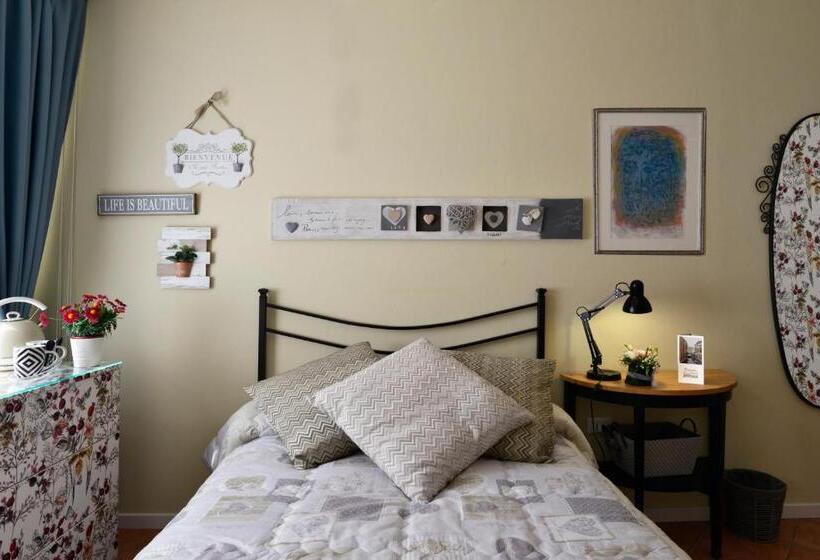 Chambre Standard Individuelle Salle de Bains Commune, Room & Breakfast Canalino 21