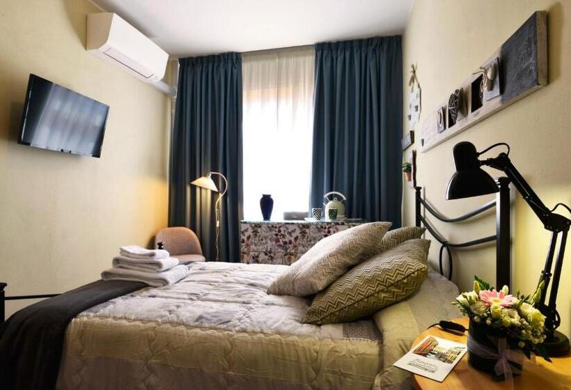Chambre Standard Individuelle Salle de Bains Commune, Room & Breakfast Canalino 21