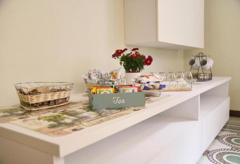 Chambre Standard Individuelle Salle de Bains Commune, Room & Breakfast Canalino 21