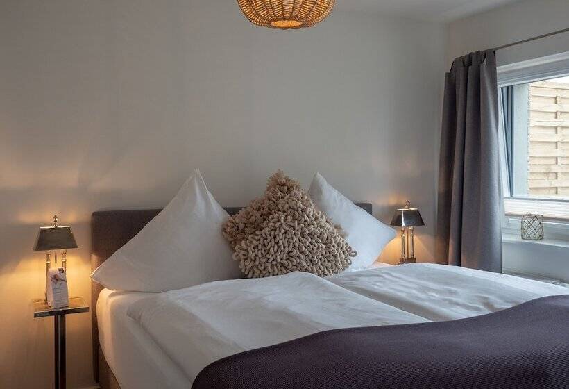 סוויטה עם מרפסת, Boutique Hotel Villa Monika
