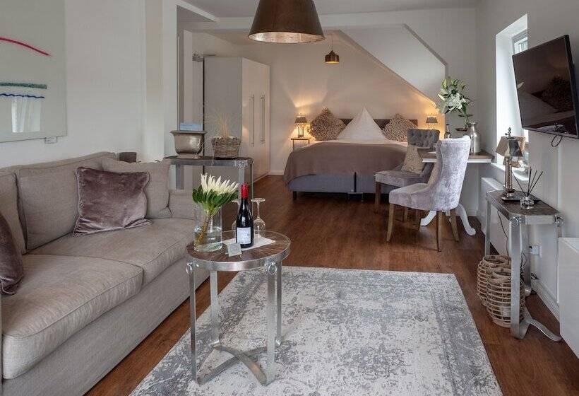 חדר דלוקס עם מרפסת, Boutique Hotel Villa Monika