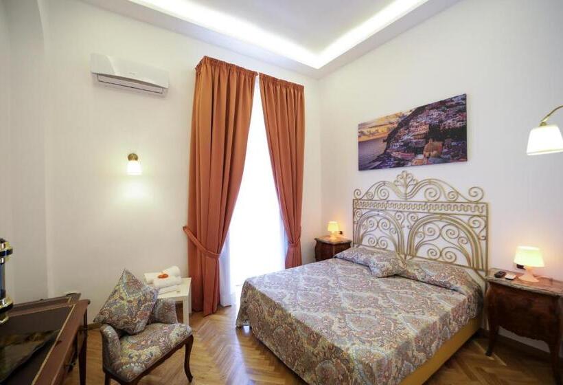 اتاق لوکس با بالکن و چشمانداز دریا, Di Palma Suite