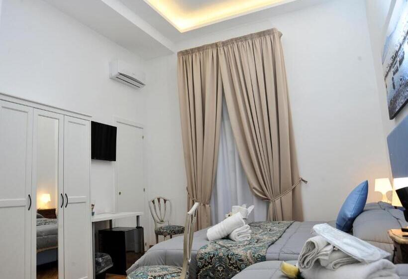 اتاق سه نفره دلوکس با چشمانداز دریا, Di Palma Suite